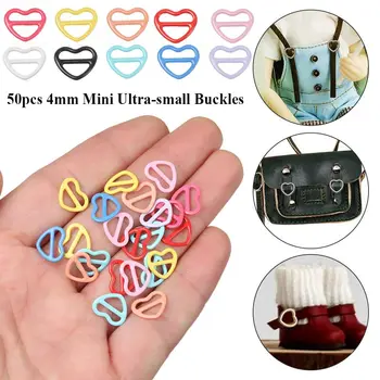 O mais novo Coração em Forma de Mini Ultra-Meninas pequenas de Brinquedos de Diy Bonecas Fivelas Boneca Sacos de Acessórios Tri glide Cinto de Fivela de Botões